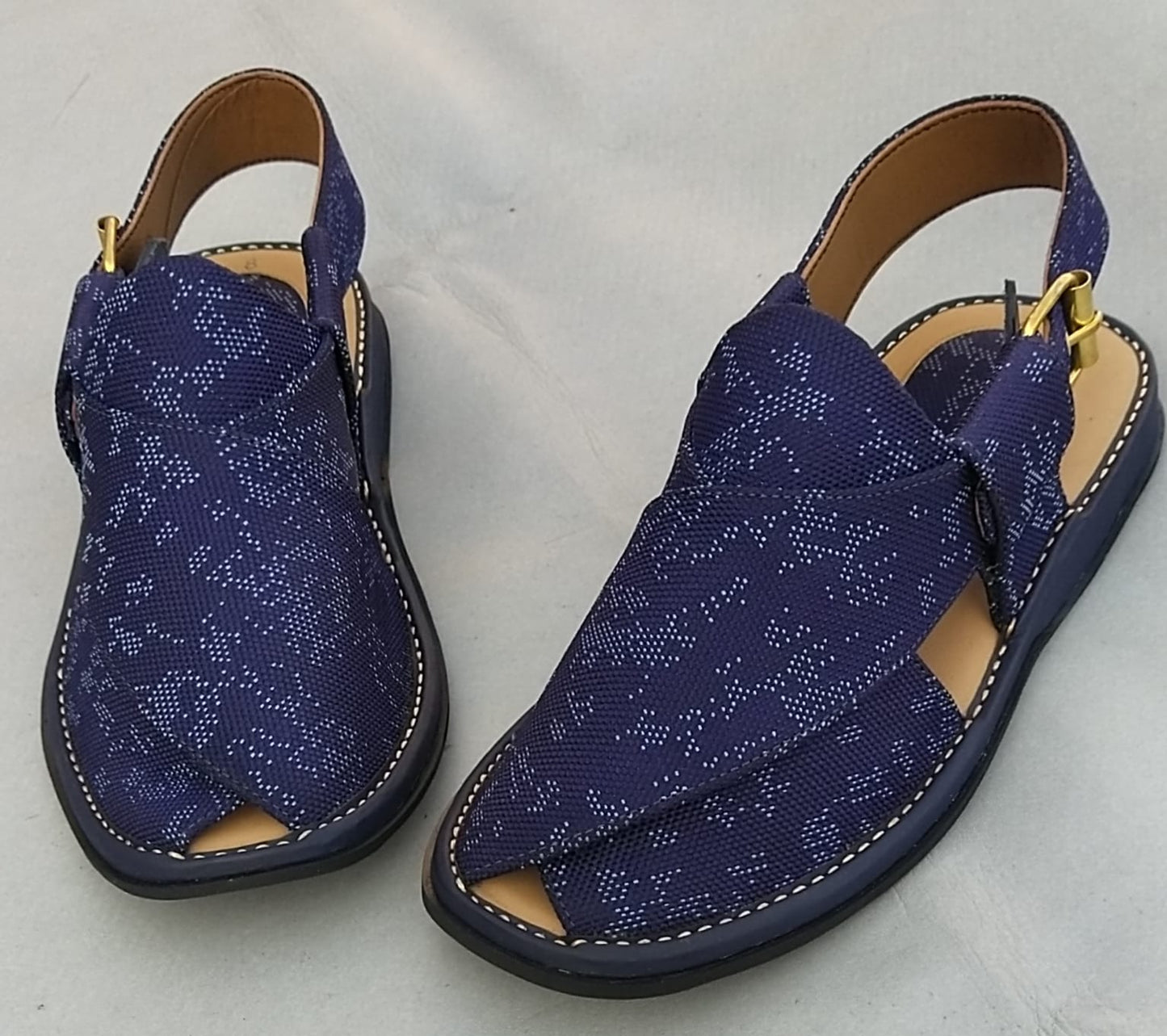 GOGO Leather & Fabric Chappal