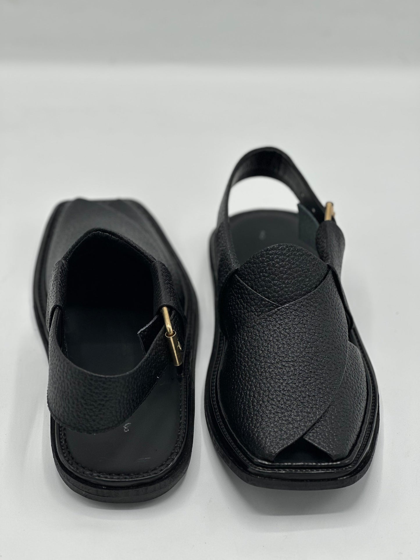 Smart Zalmi Black-Dotted chappal